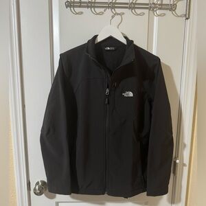 Women’s north face shell- XL